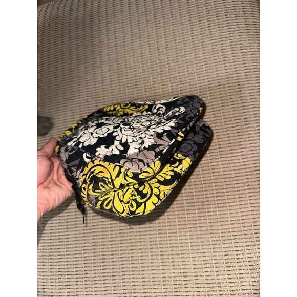 Vera Bradley lunchbox - Picture 3 of 3